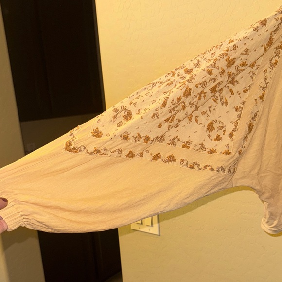 Free People Women's Cream Long Sleeve Top - Picture 4 of 9